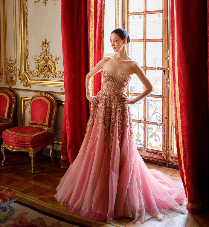 Opera Atelier, Jeannette Lajeunesse Zingg in Reem Acra, Private Rooms of Marie Antoinette, Palace of Versailles. TheSceneinTO.com. Photo: Bruce Zinger