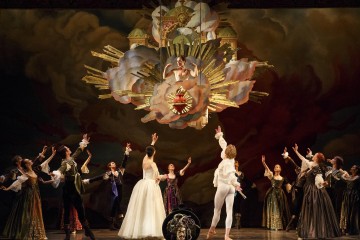 Persee. Meghan Lindsay as Venus and Artists of Atelier Ballet. Photo: Bruce Zinger