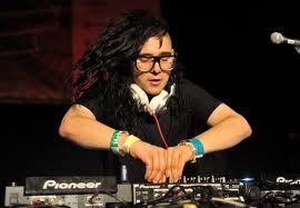 Skrillex mixes it up DUBSTEP style